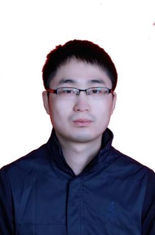 何滔照片